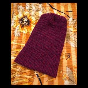 Broner black and red beanie hat